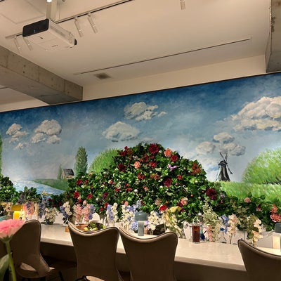 2024/01/07にnacoが投稿した、Flower Wall MONEの店内の様子の写真