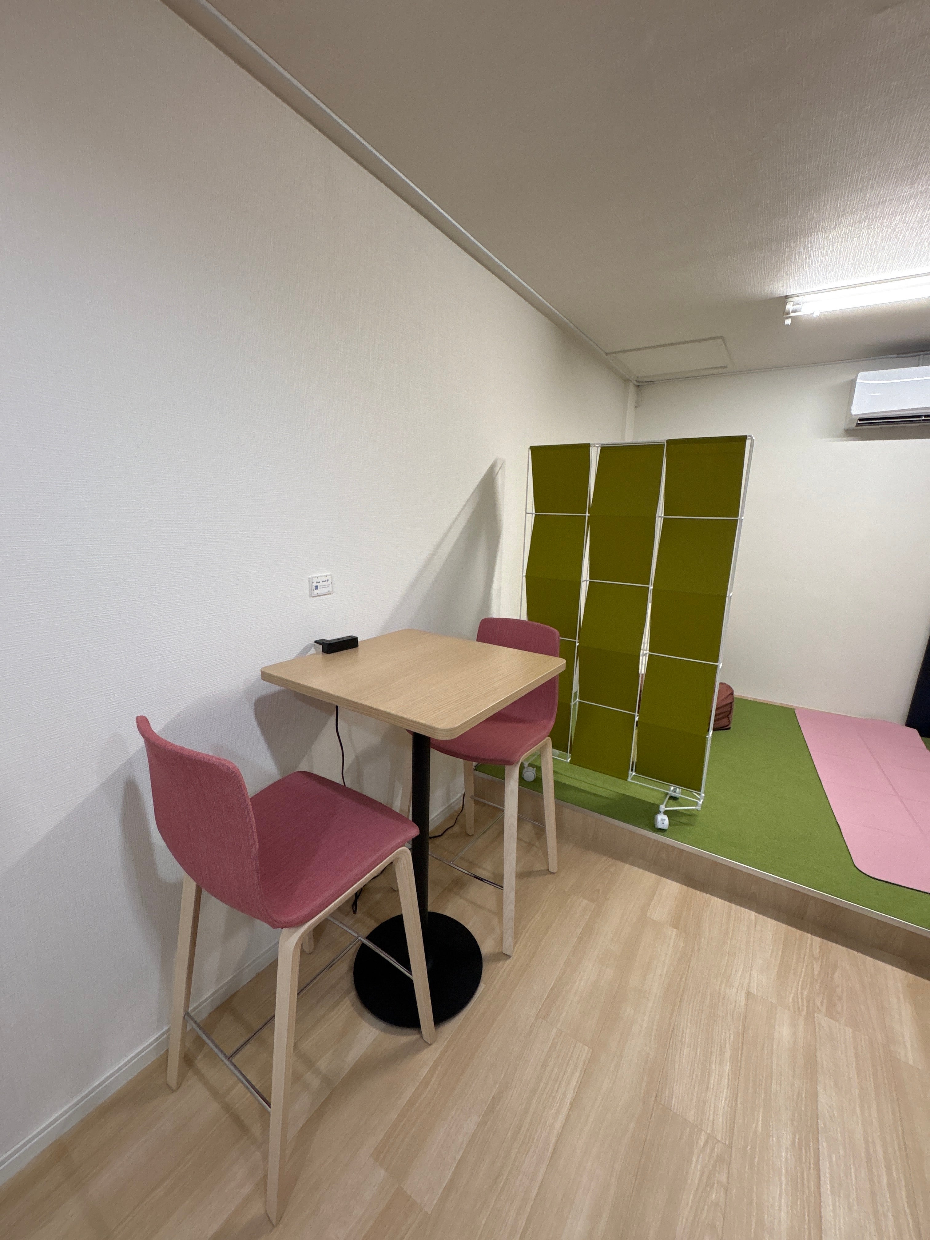 生田駅コワーキングスペース・自習室・ワークスペース～ぺんぎんLounge～_3枚目