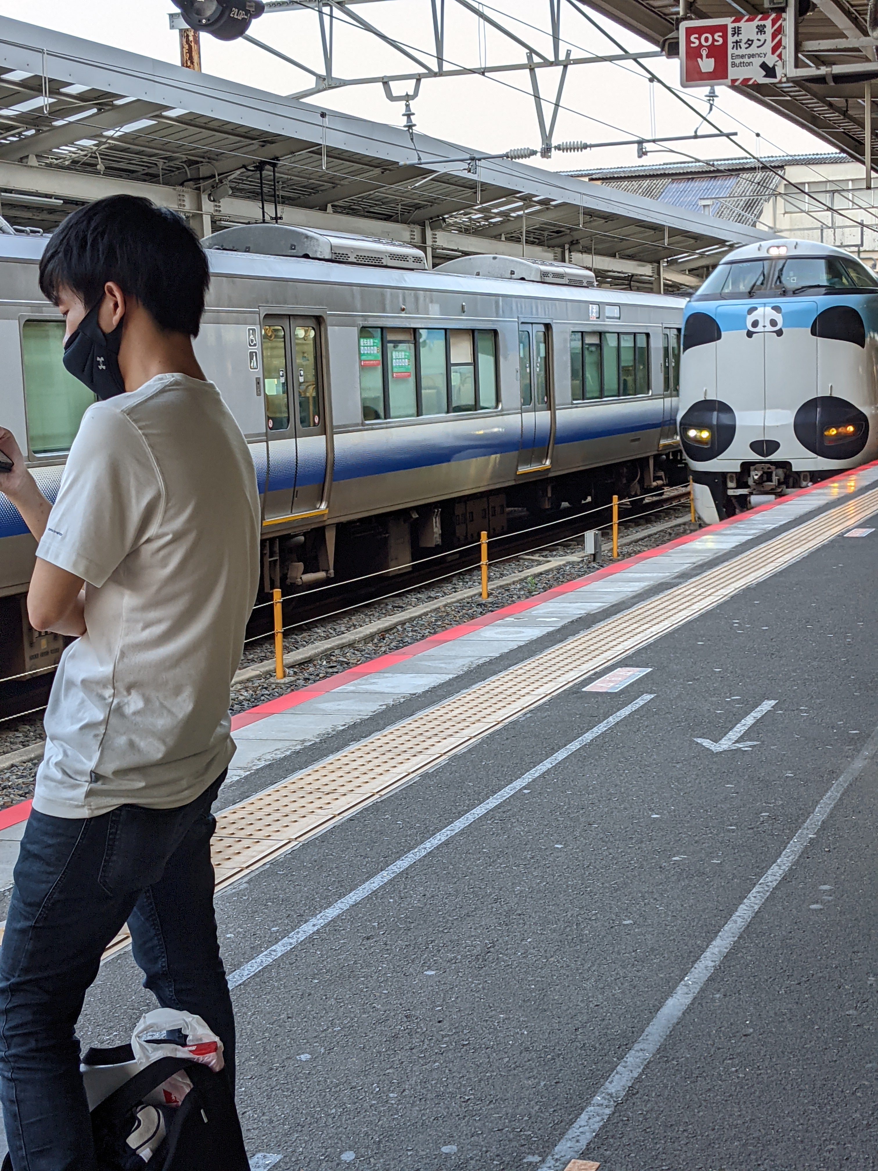 ＪＲ西日本　灘駅_2枚目