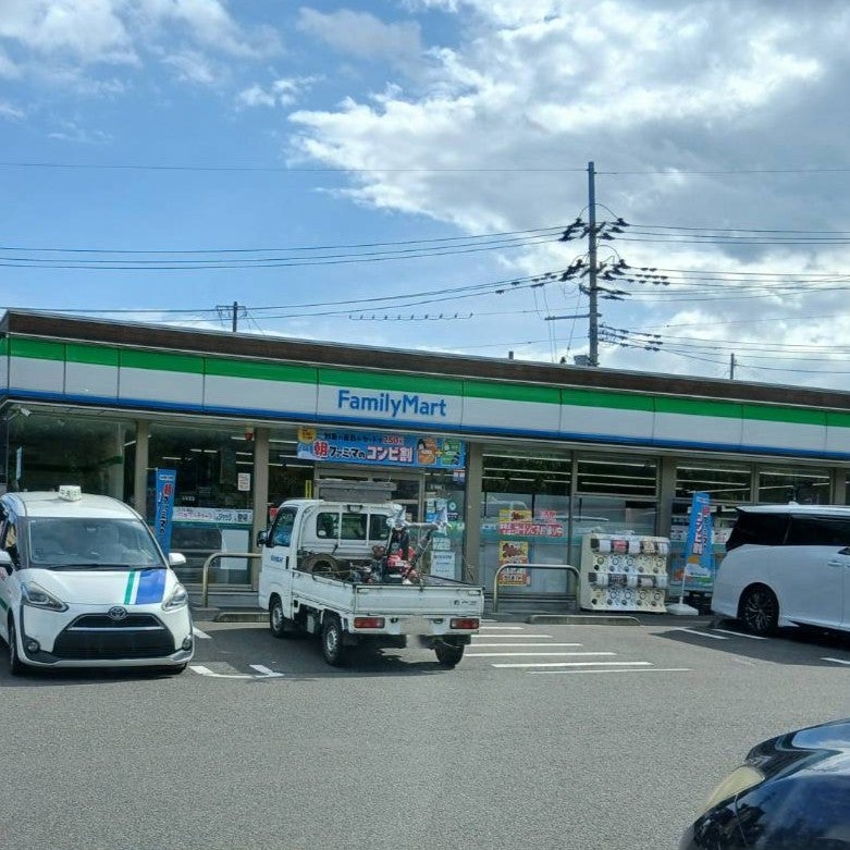 ファミリーマート　東勝山二丁目店_2枚目