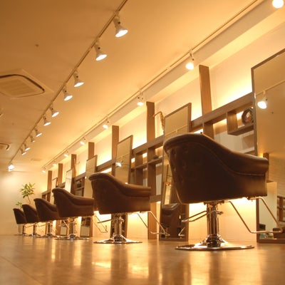 2011/04/16にRakuu カイロプラクティックが投稿した、アズヘアー・アイビスの店内の様子の写真