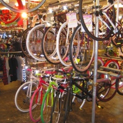 2012/03/27にサイクルパラダイスが投稿した、サイクルパラダイス　三鷹店の店内の様子の写真