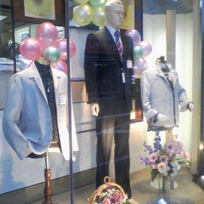 2010/04/12に洋服の正札堂が投稿した、正札堂洋服店の外観の写真