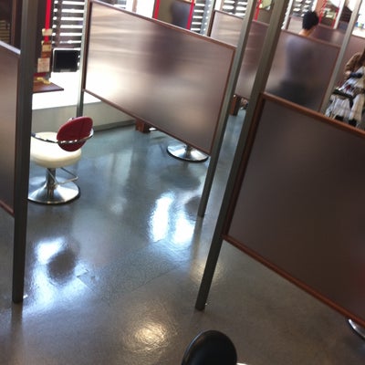 2014/03/23にRadiantが投稿した、オレンジ本店・ヘアメイクの店内の様子の写真
