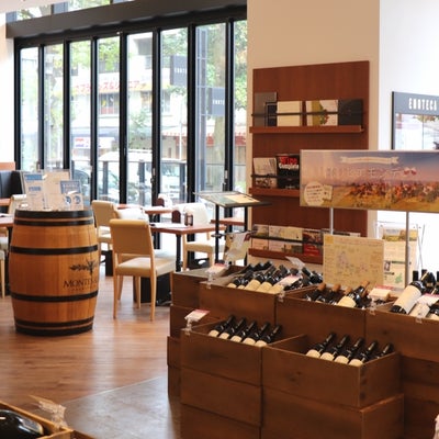2022/08/05にワインショップ・エノテカ カフェ＆バー たまプラーザ店が投稿した、店内の様子の写真