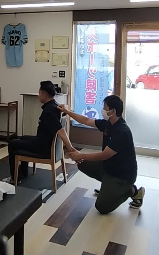 腰痛・膝痛専門～小波津式整体【紀の川市】整体家suuの体験施術の写真