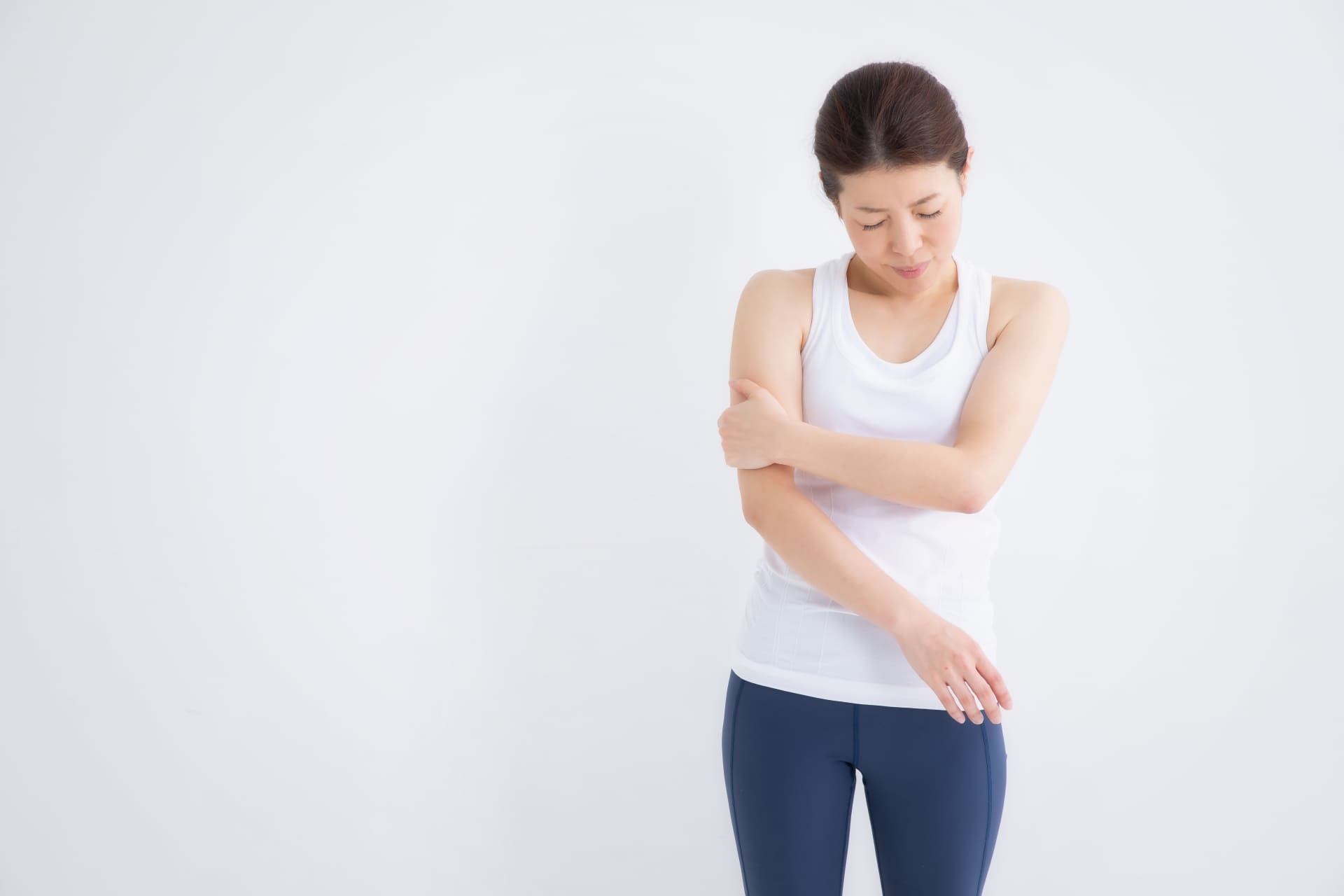 ノースリーブを綺麗に着こなす！「二の腕引き締め」のポイントの写真