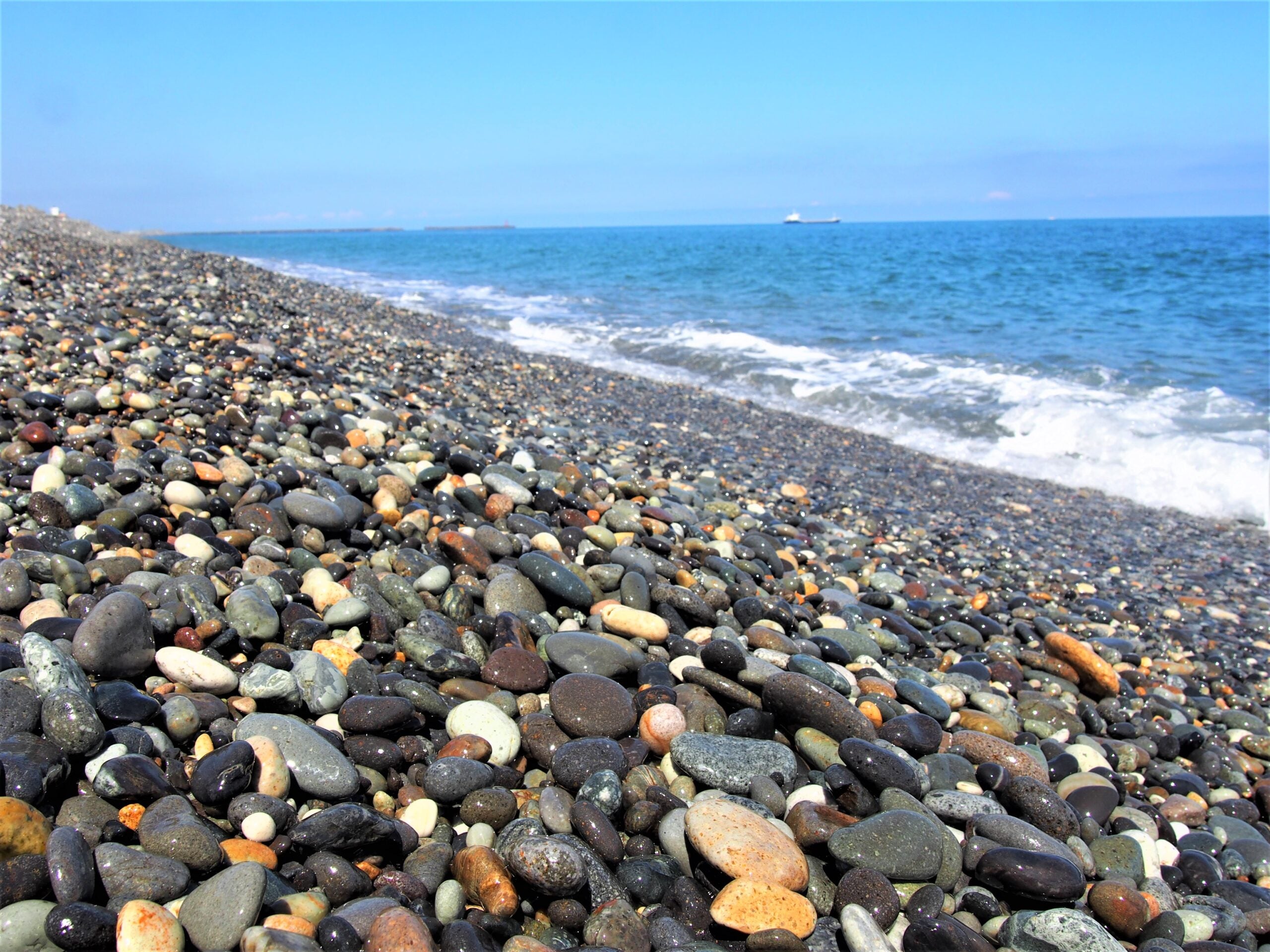 海と山の両方を楽しめる贅沢なロケーション「糸魚川」。の写真