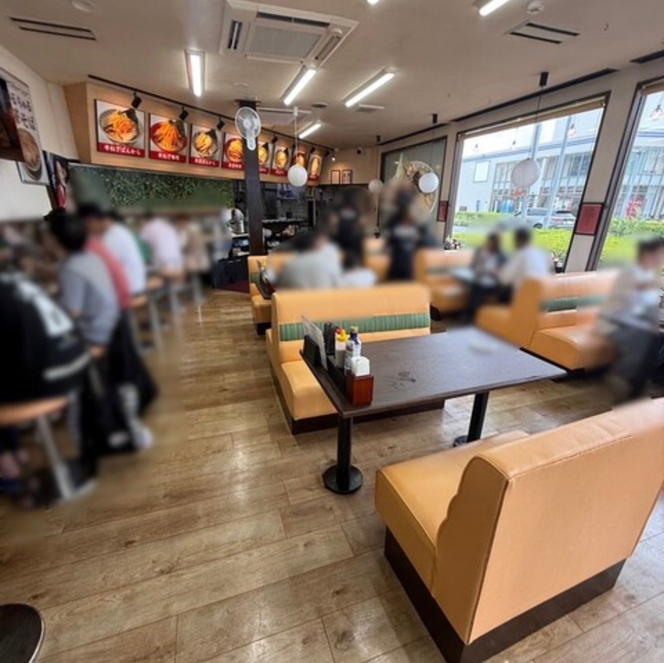 東京豚骨ラーメンばんから甲府上阿原店_1枚目
