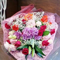 花国湘南台店の退職祝　送別祝なとの感謝の花束の写真