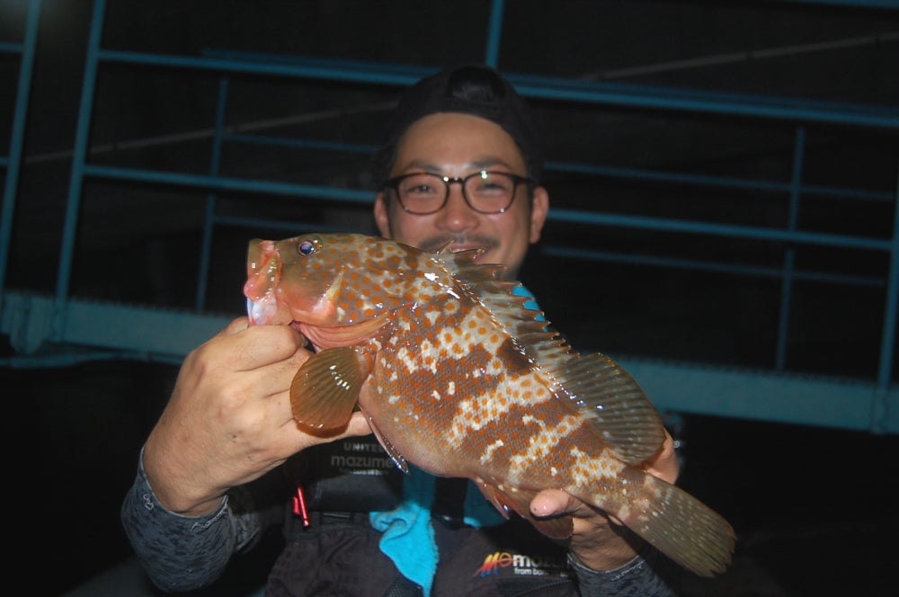 名古屋港シーバスガイド　BayFree(ベイフリー)の真夏の夜はロックゲームが熱い!の写真
