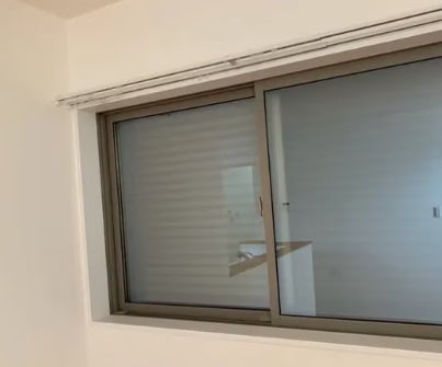 便利屋ダイナミックのカーテンレール取付けの写真