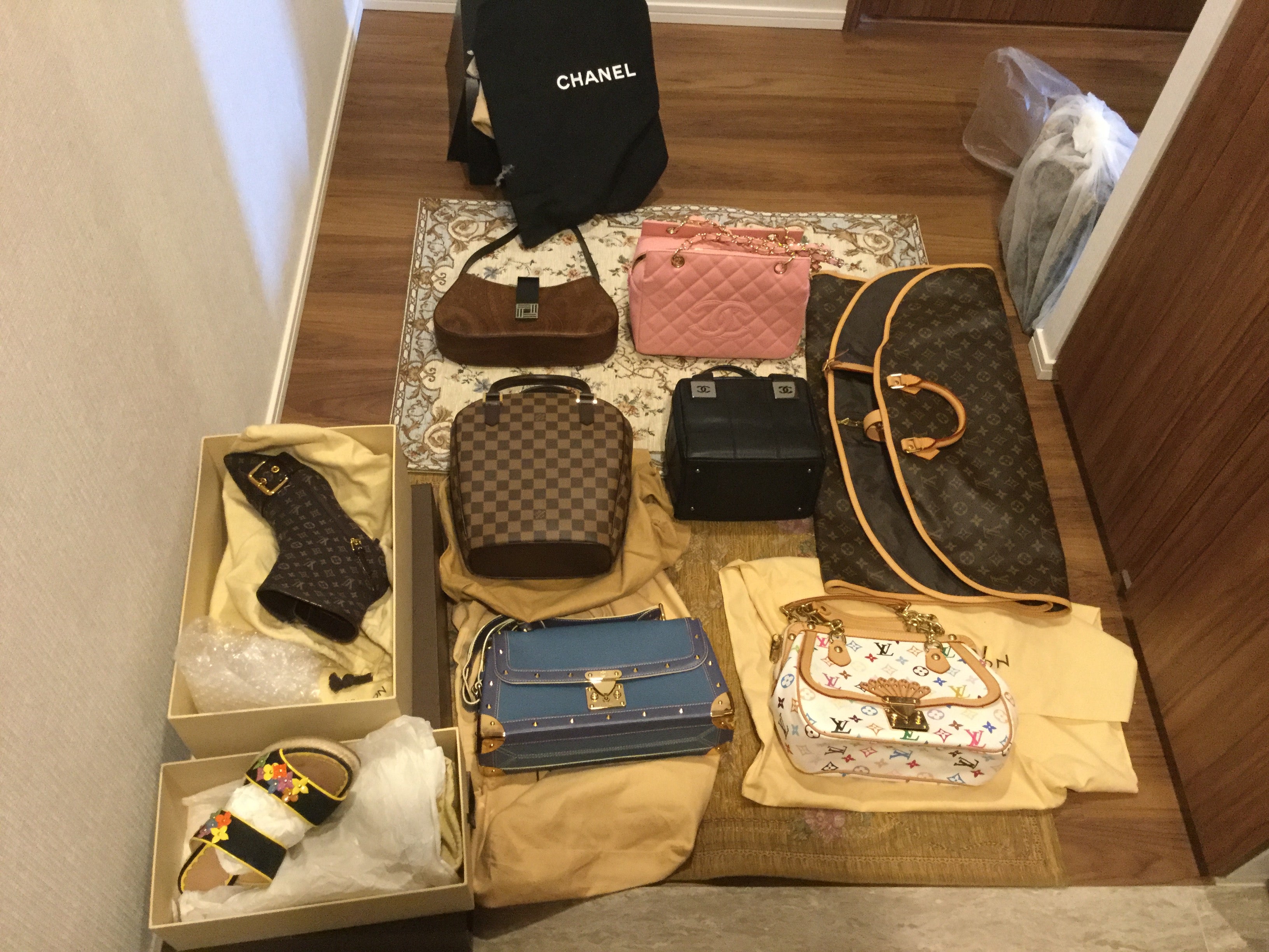 リユースkohanaのブランドバッグ・財布・小物の出張買取の写真