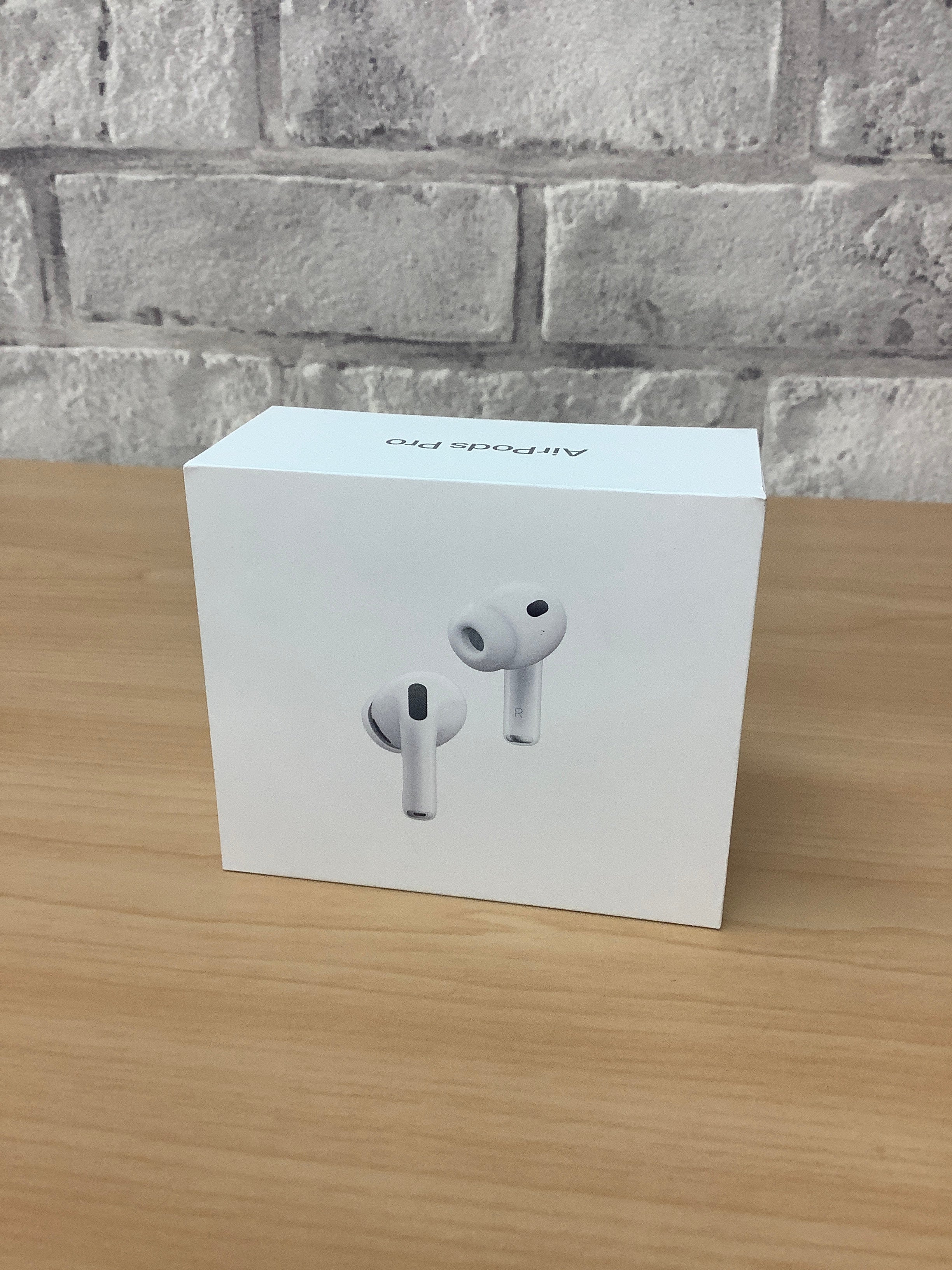 大黒屋 質国分寺駅前店の【ワイヤレスイヤホン買取】Apple アップル AirPods Pro 3 MFHP4J/A お買取りさせていただきました☆の写真