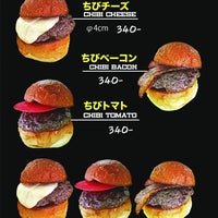 ハンバーガー専門店 サラサバーガー 名古屋みなと分店のスモールで可愛いちびバーガー！の写真