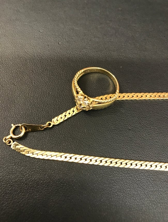 金製品、プラチナ製品を買取しておりますの写真