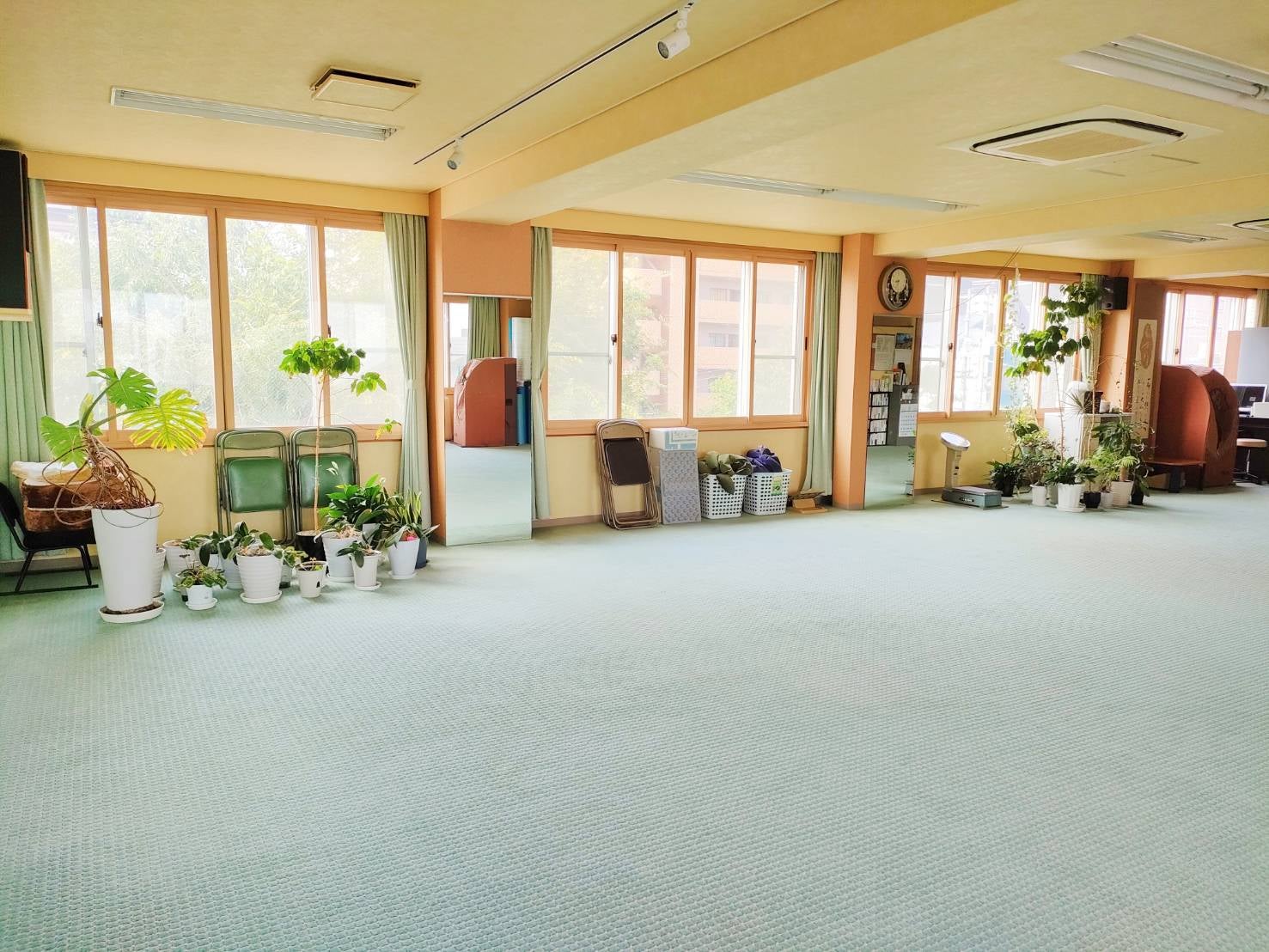 ひふみヨガのグループレッスン（月120分）の写真