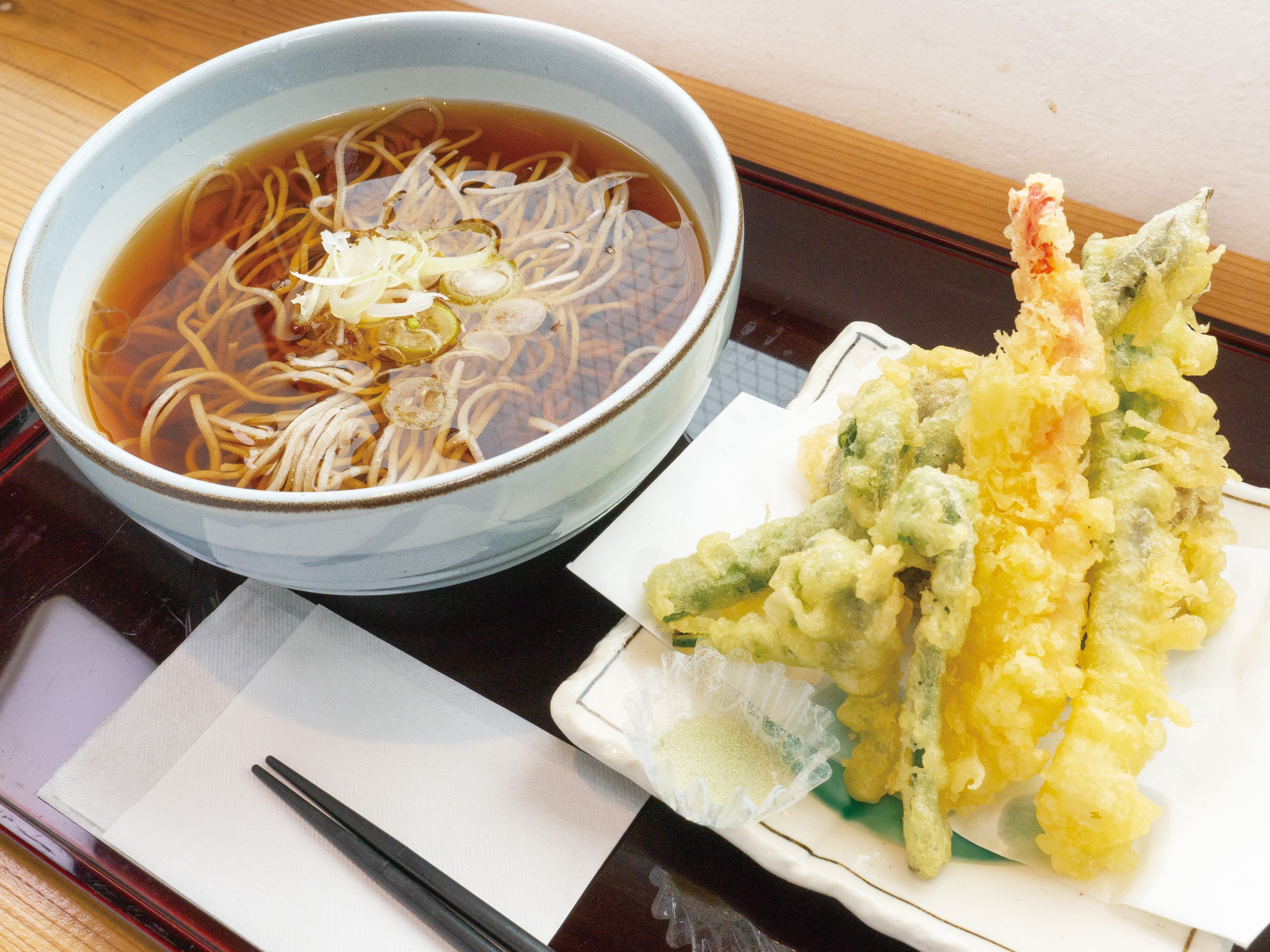 お食事処　いち膳の天ぷらそば（温）の写真