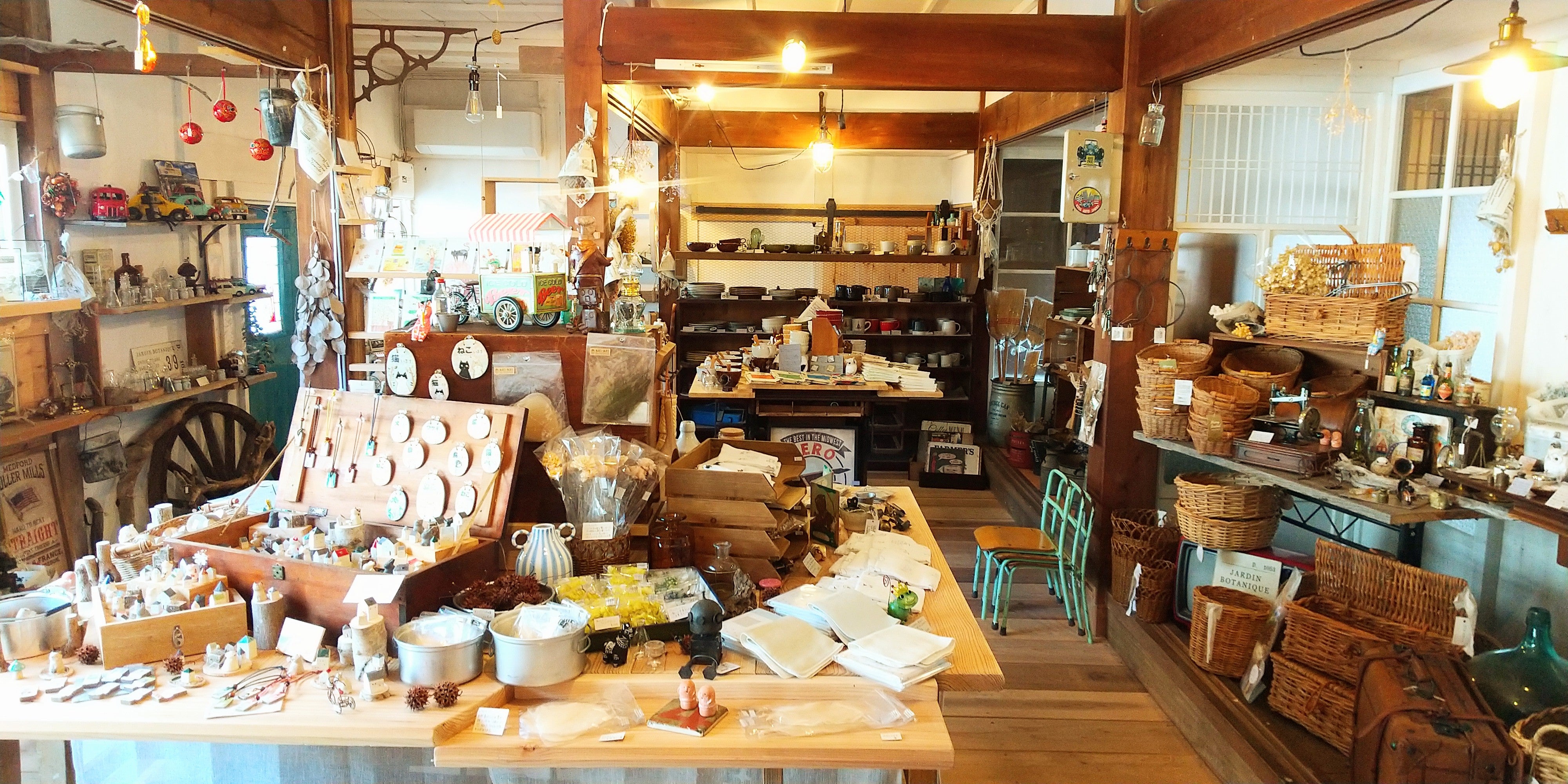 ZAKKA Polku_3枚目