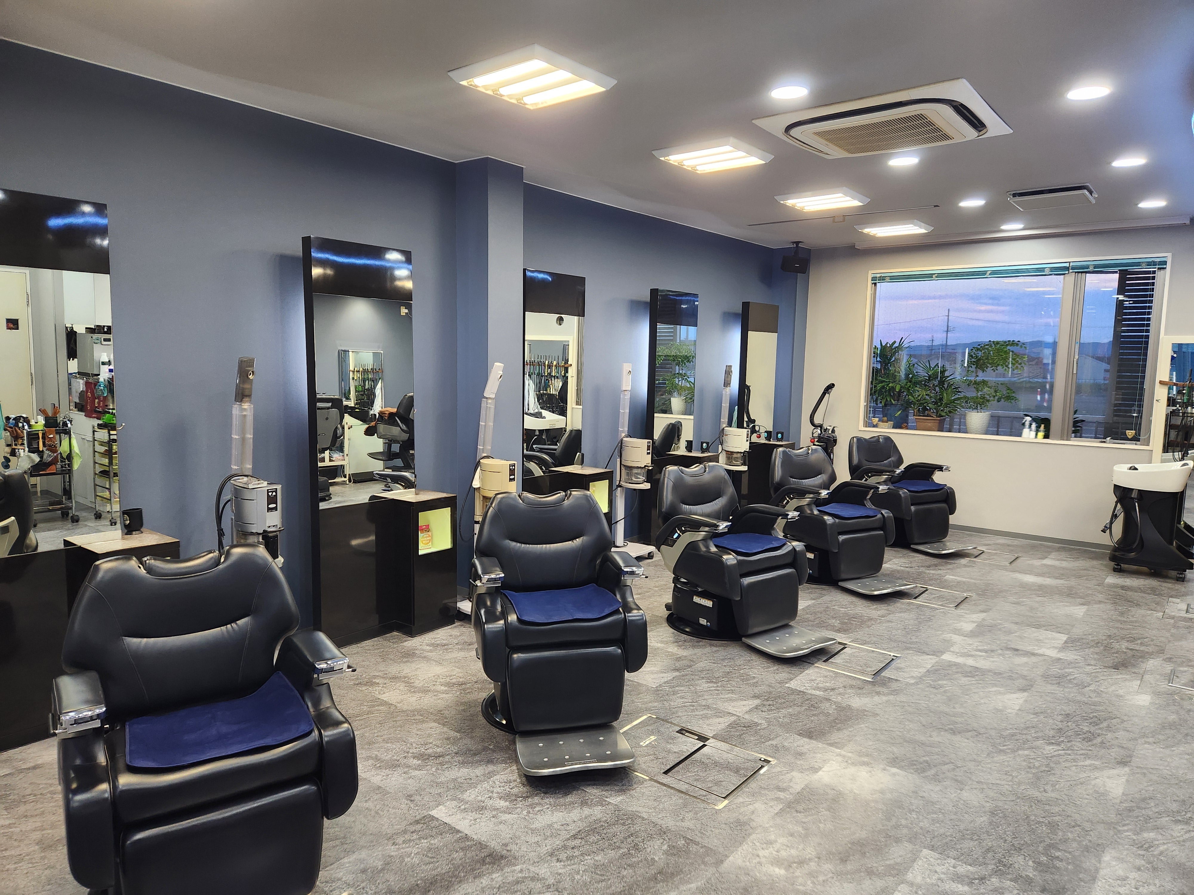 HAIR SALON SAKAIの紹介写真_1枚目
