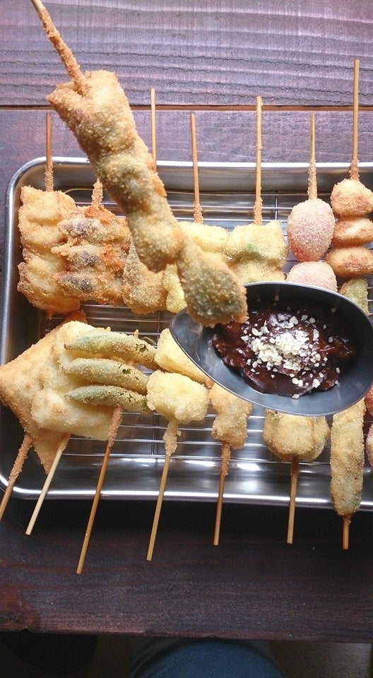 おでん串あげ 灘(ナダ)の串あげの種類は常時４０種類！の写真