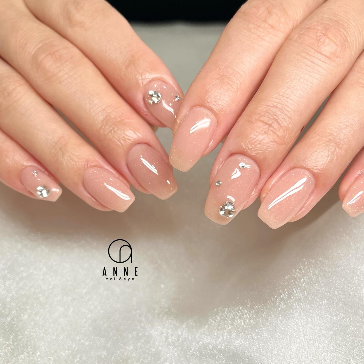 ANNE  Professional  Nail  Schoolのベーシックネイルコースの写真