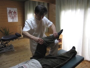 野田カイロプラクティック院のカイロプラクティック施術の写真