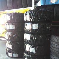 トータルサポートショップシフトアップのADVANスリックタイヤA005販売　レース用　サーキット専用タイヤ販売の写真
