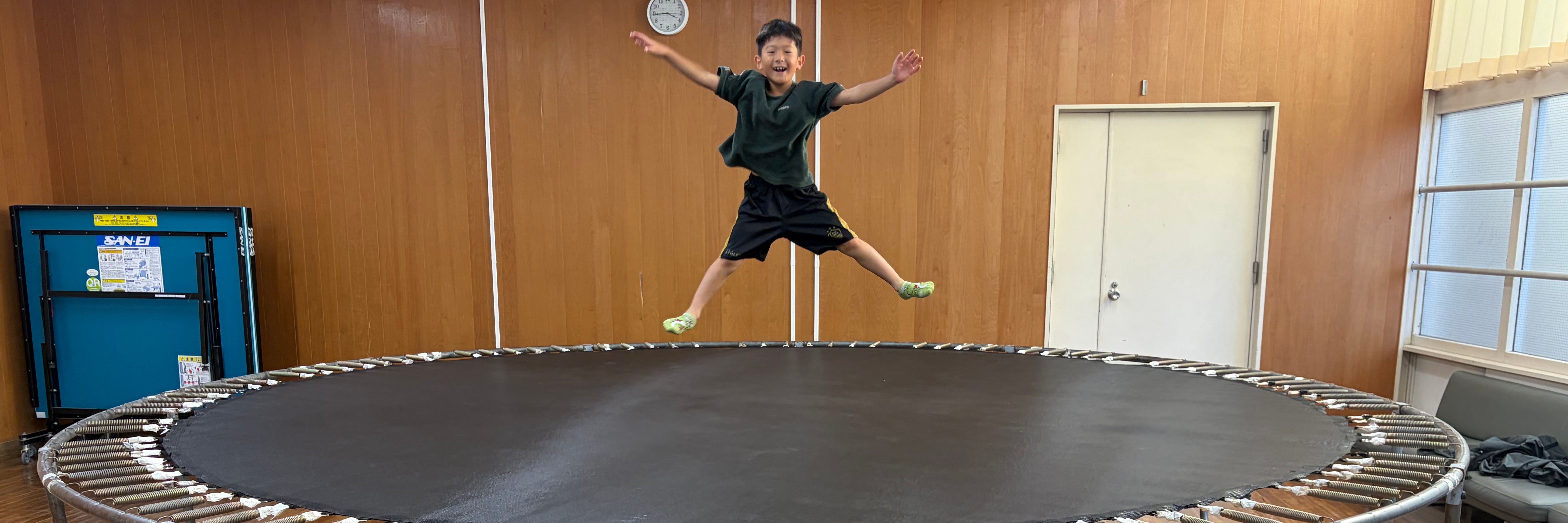 体操クラブ　守山市（守山小学校）