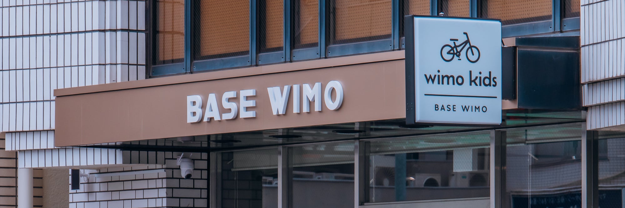 BASE WIMO