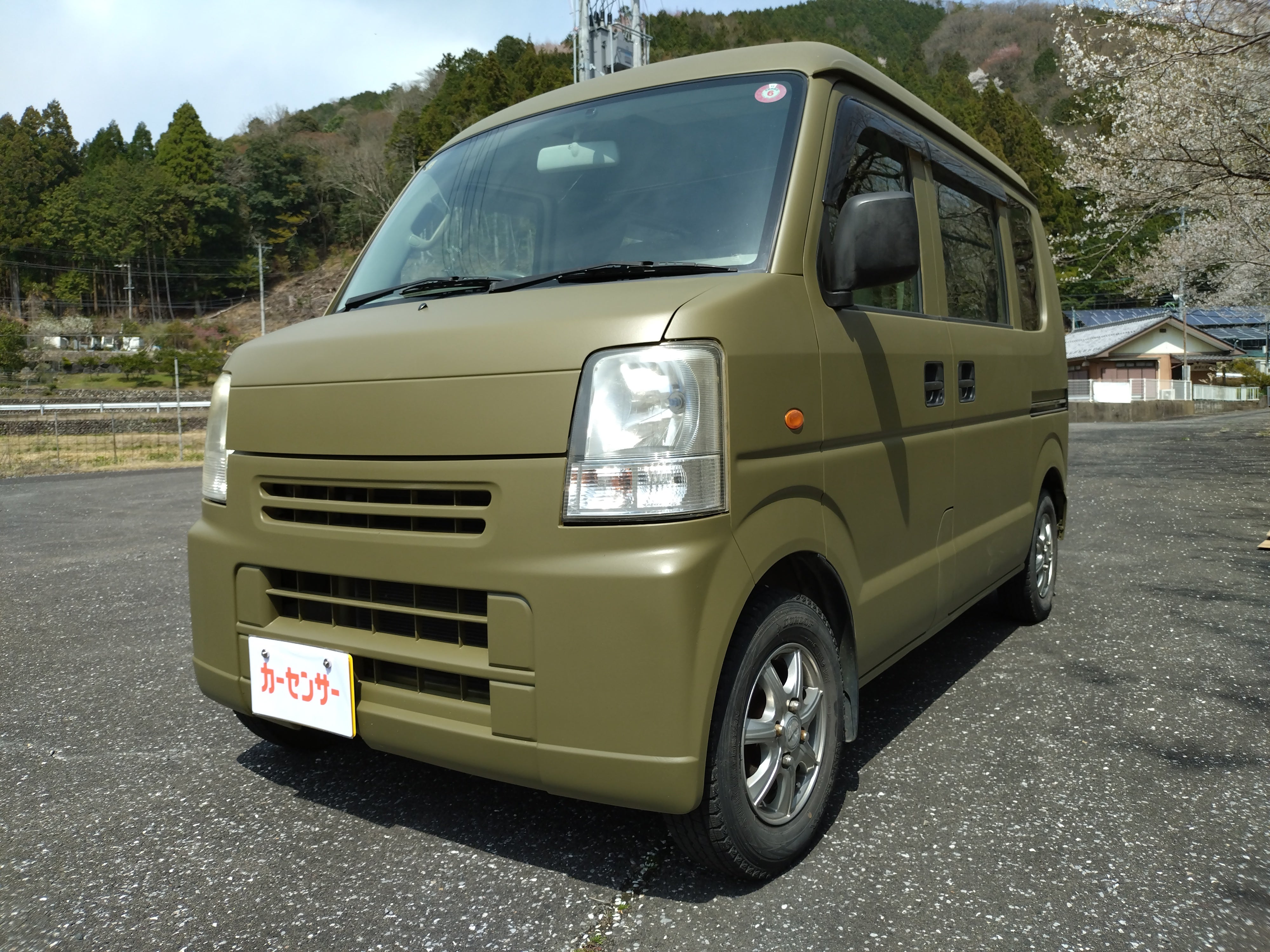 カーショップネオの【完全自社製作】キャンピングカー仕様の中古車販売の写真