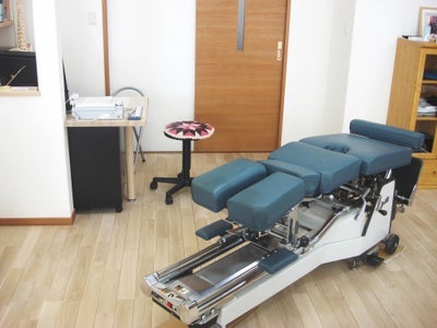 Ｃｈｉｒｏｐｒａｃｔｉｃかまた治療院のカイロプラクティック施術の写真