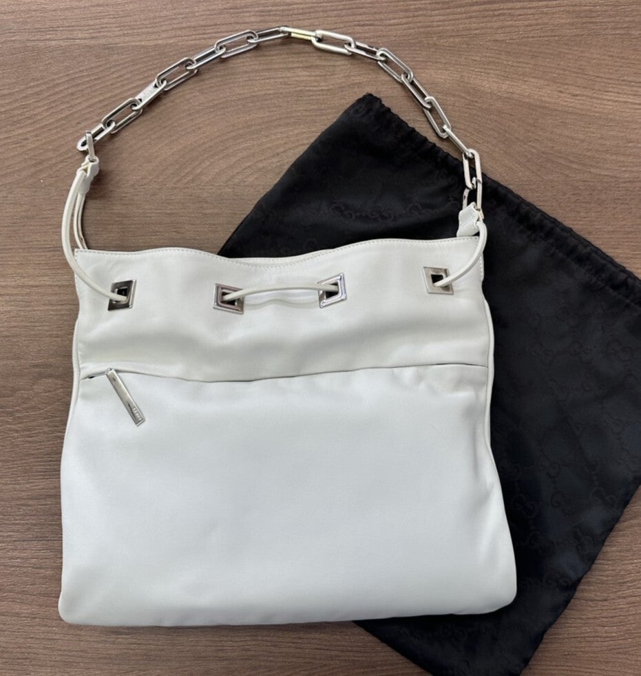 👜GUCCI レザー チェーンショルダーバッグをお買取りしました✨の写真