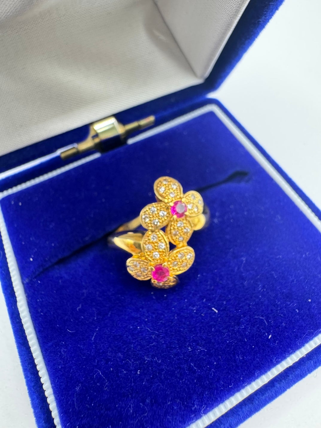 K18 花2輪デザインリング（ルビー）をお買取りしました✨の写真