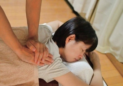 り楽のボディケア　しっかり50分　首・肩・腰・気になる部位をほぐし、さらに全身の循環を促しますの写真