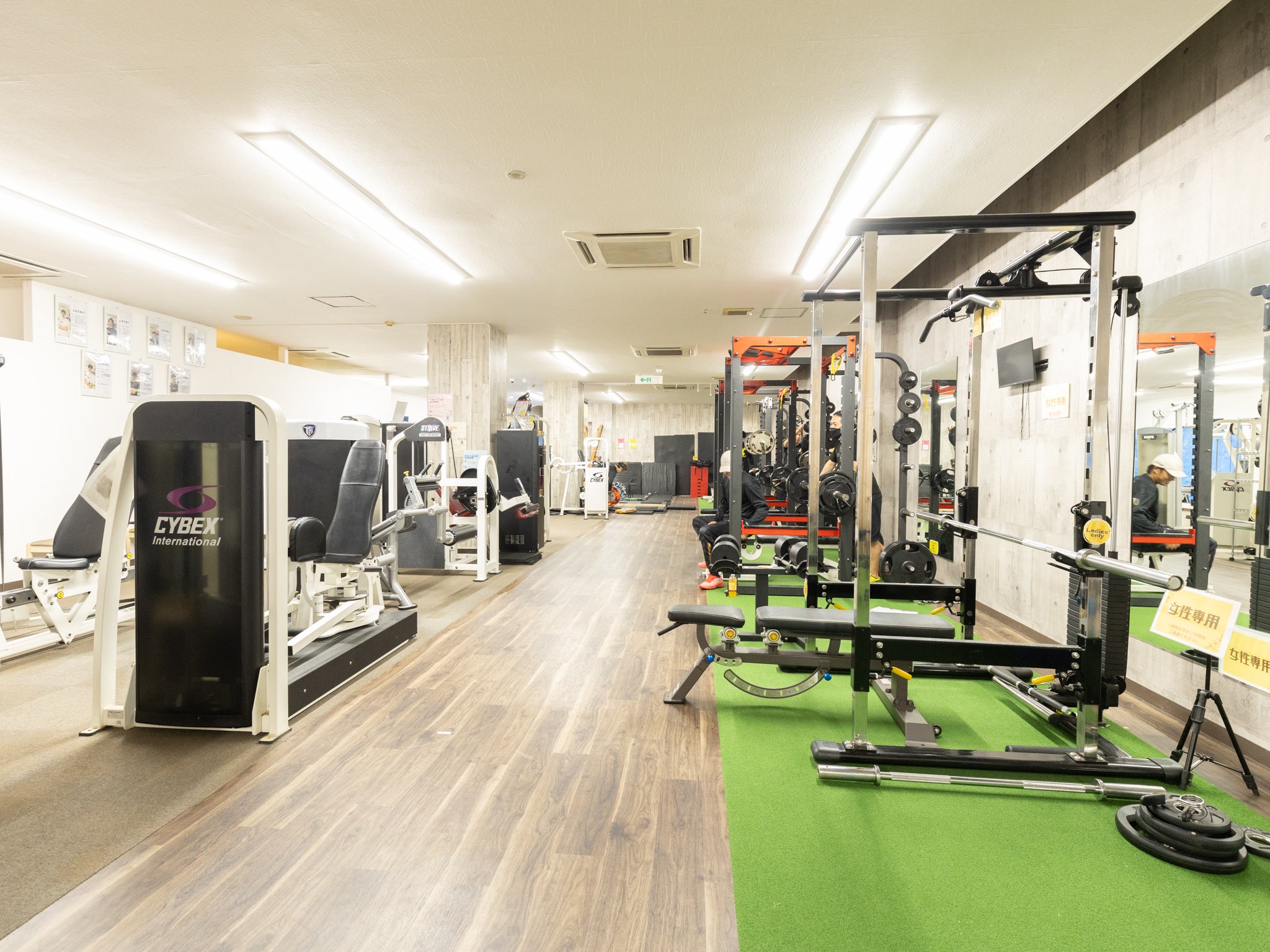 LOOPZ GYM_1枚目
