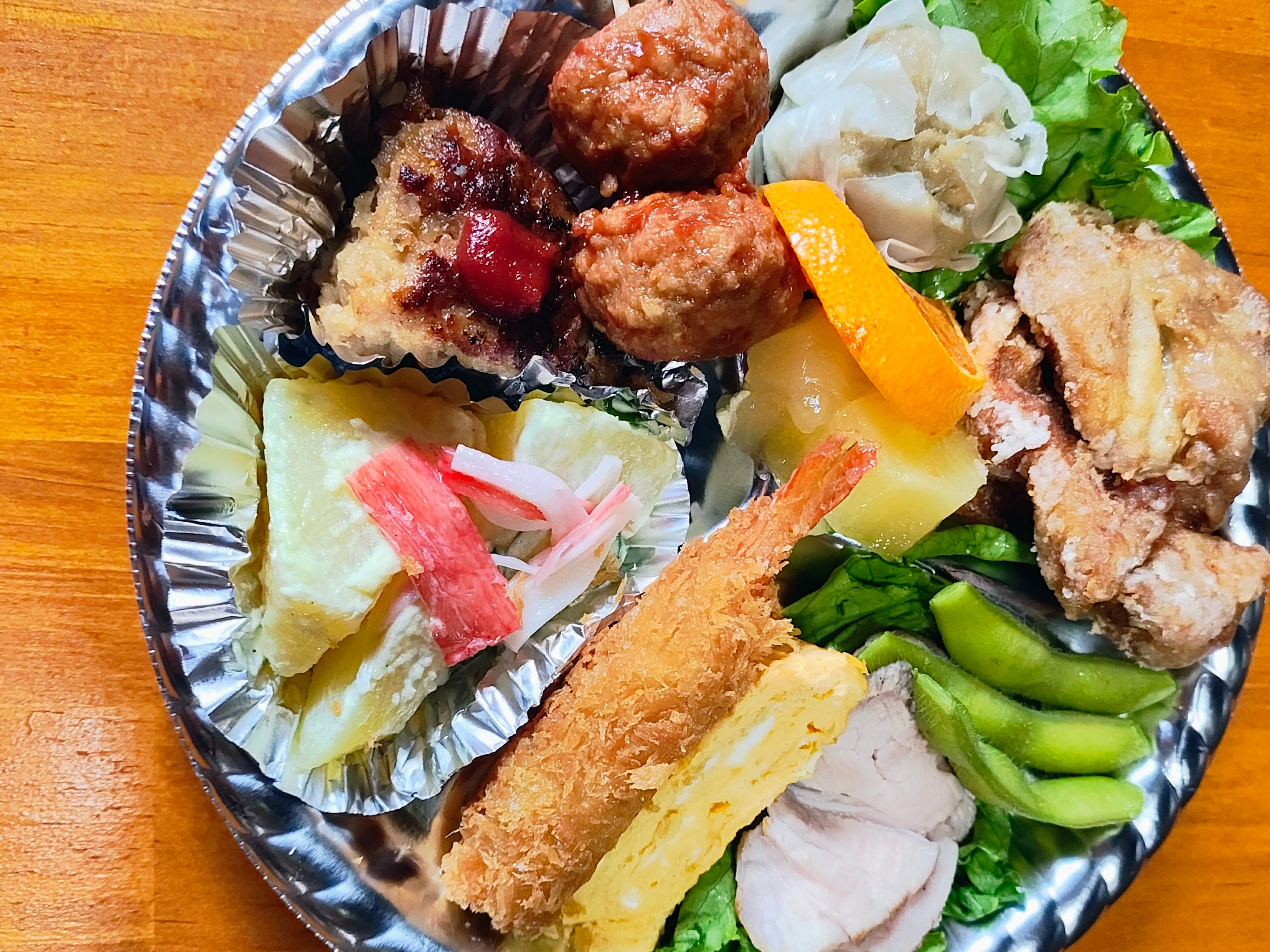 おにぎり、にぎって