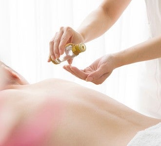 flora de therapy　フローラﾄﾞｩセラピーの心と体が軽くなるアロマトリートメント80分の写真