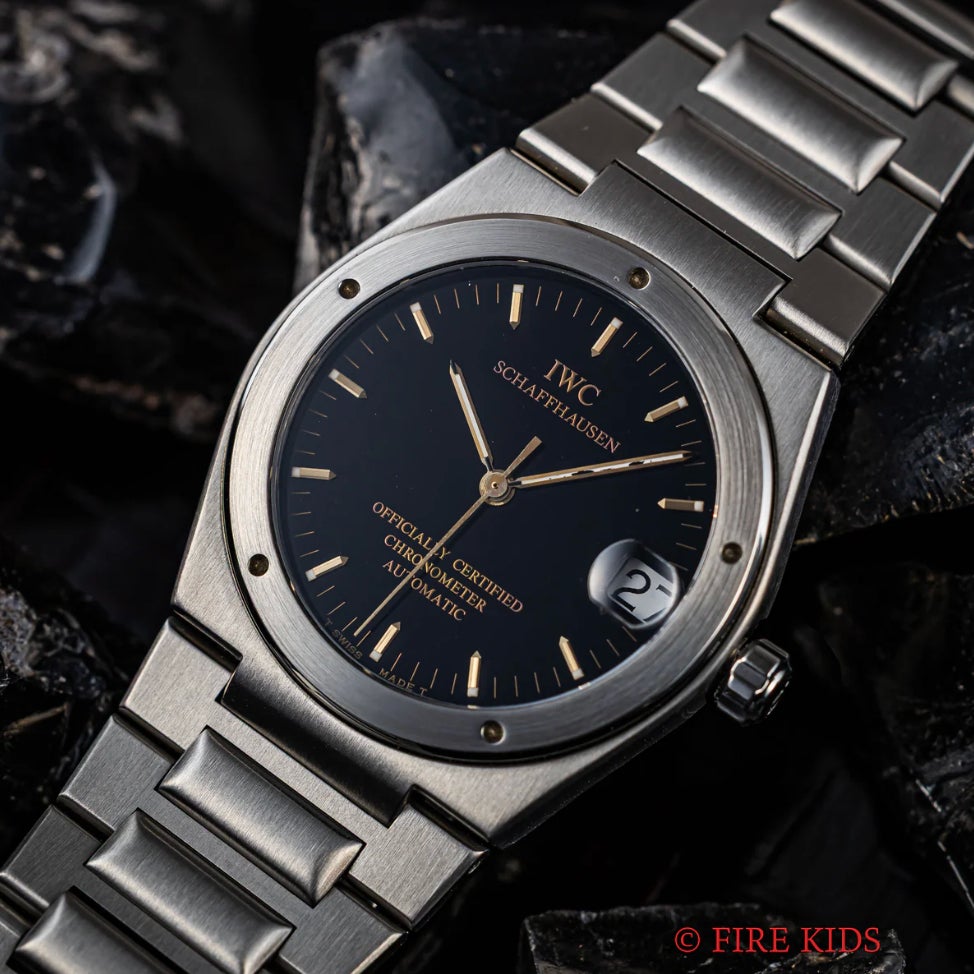 ファイアーキッズ　横浜本店のIWC インヂュニア 1997年製 ブラック文字盤 クロノメーター自動巻 Ref.3521 Cal.887/2の写真