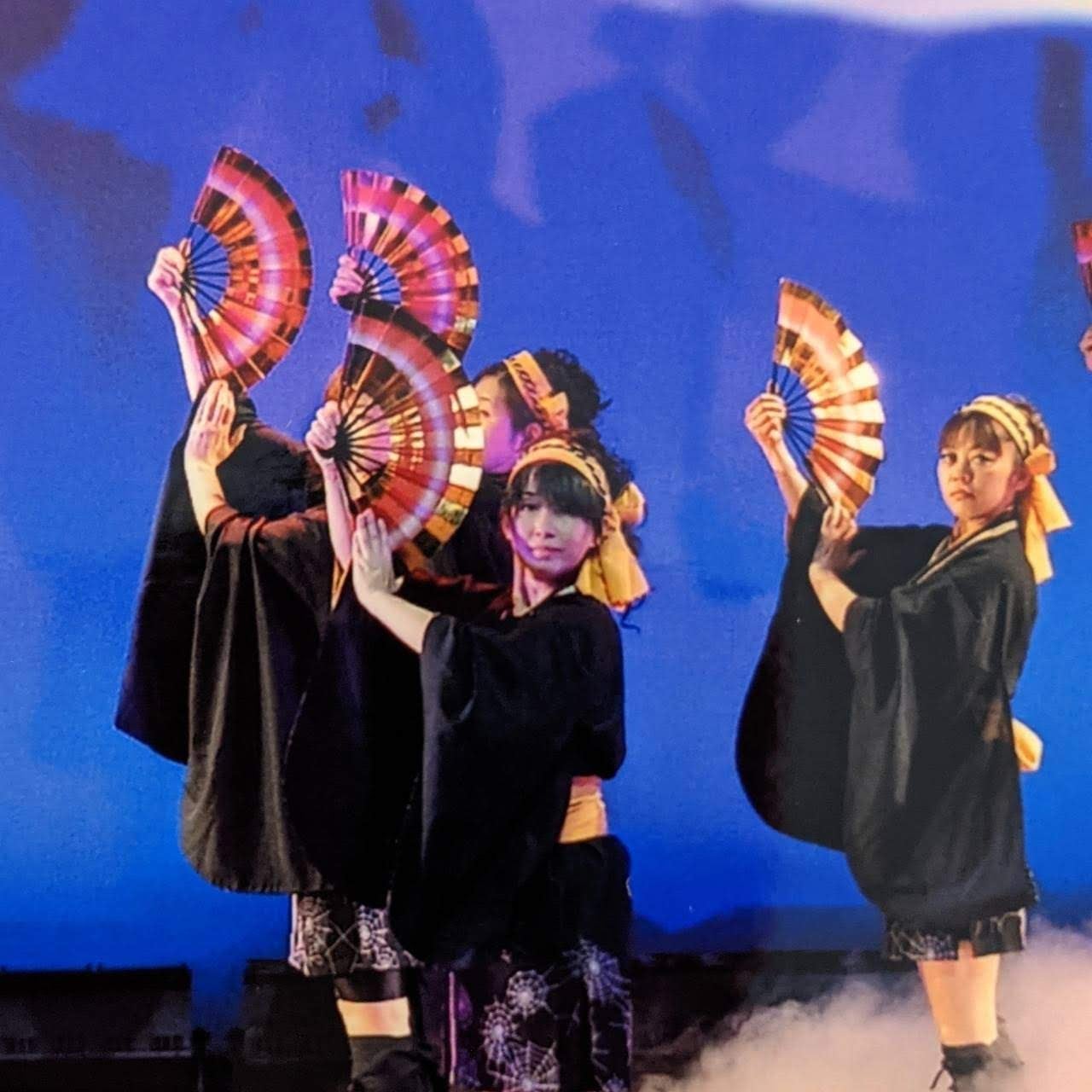 舞ODORUKADO_2枚目