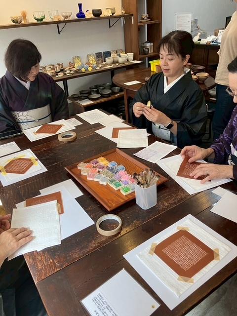 きものdeおでかけ　伊勢型紙染体験！の写真