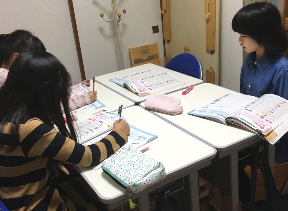 英語教室 Natural Talkの途中入会クラス（小学生）の写真