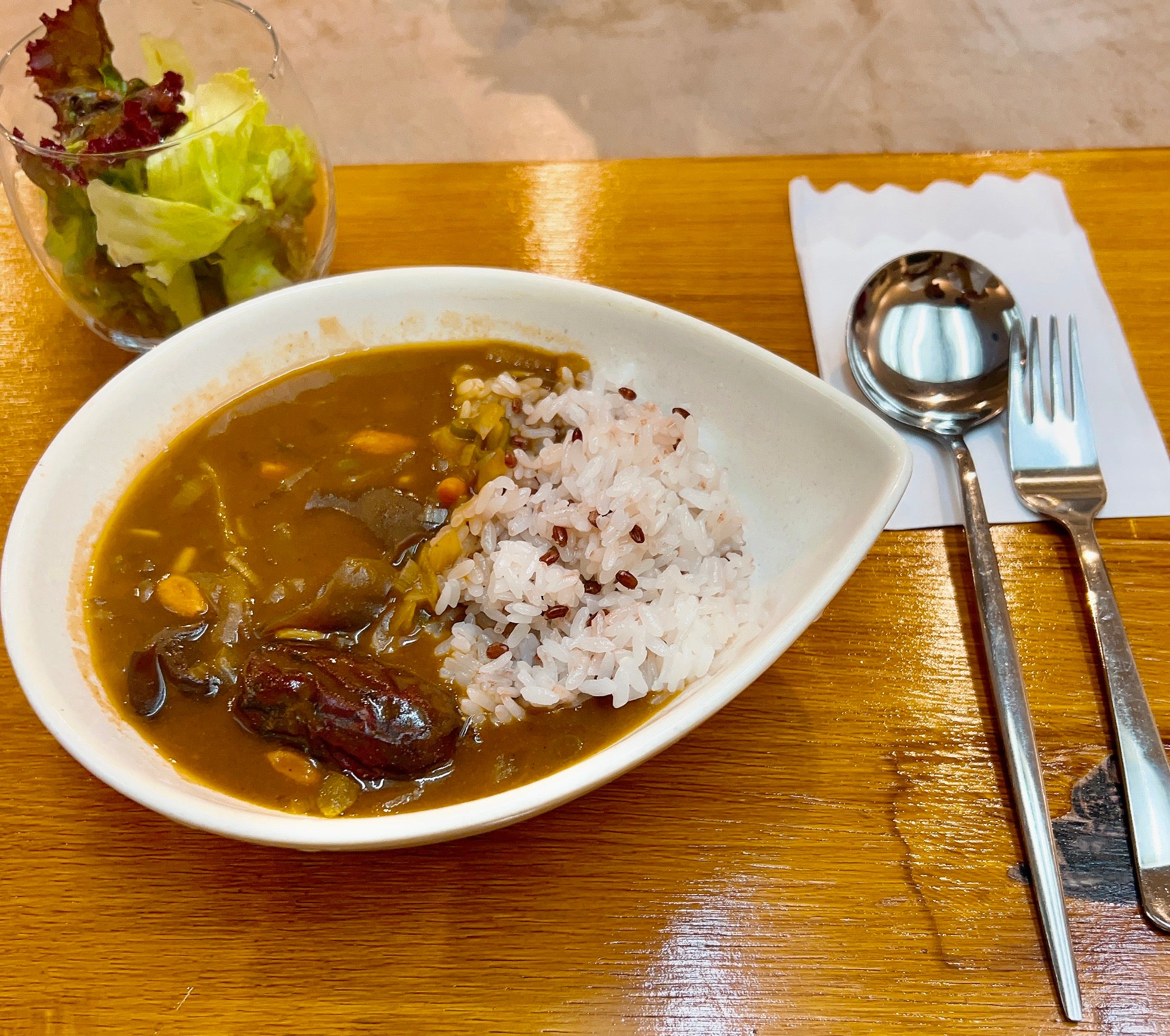 cafe gallery銀色の薬膳カレーセットの写真