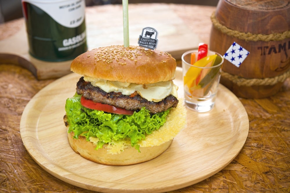 バーガーチルコリーノのブルーチーズバーガーの写真