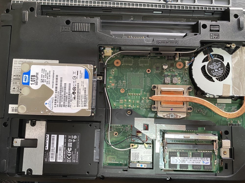 パソコンサポートM'sのSSD／HDD交換の写真