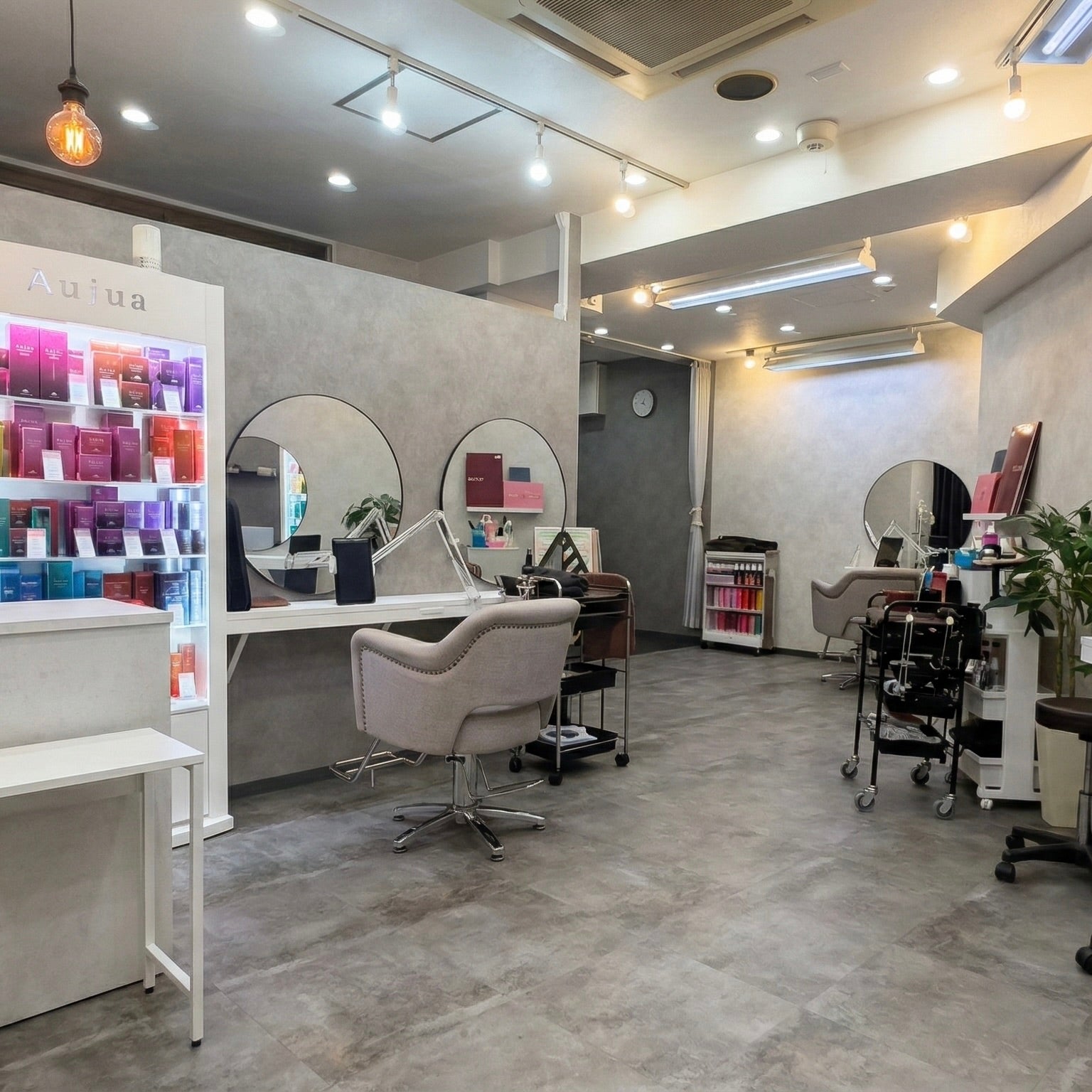 ADA Hair Salon_1枚目