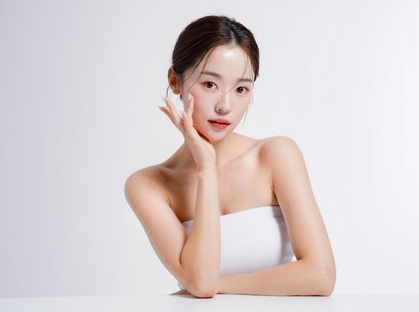 SalonBellｅの人気コース：小顔コルギ＋うつ伏せ全身アロママッサージ　100分　11,000円～の写真