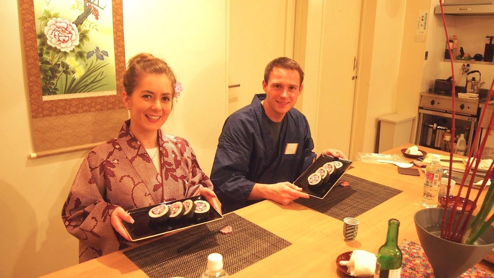 SAKURA Experience Japanese CultureのKazarimaki Sushi Roll Cooking in Kyotoの写真