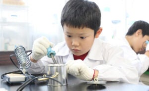 サイエンス倶楽部 松戸教室のものづくり教育プログラム エジソン・ラボ（小学1〜6年生）の写真