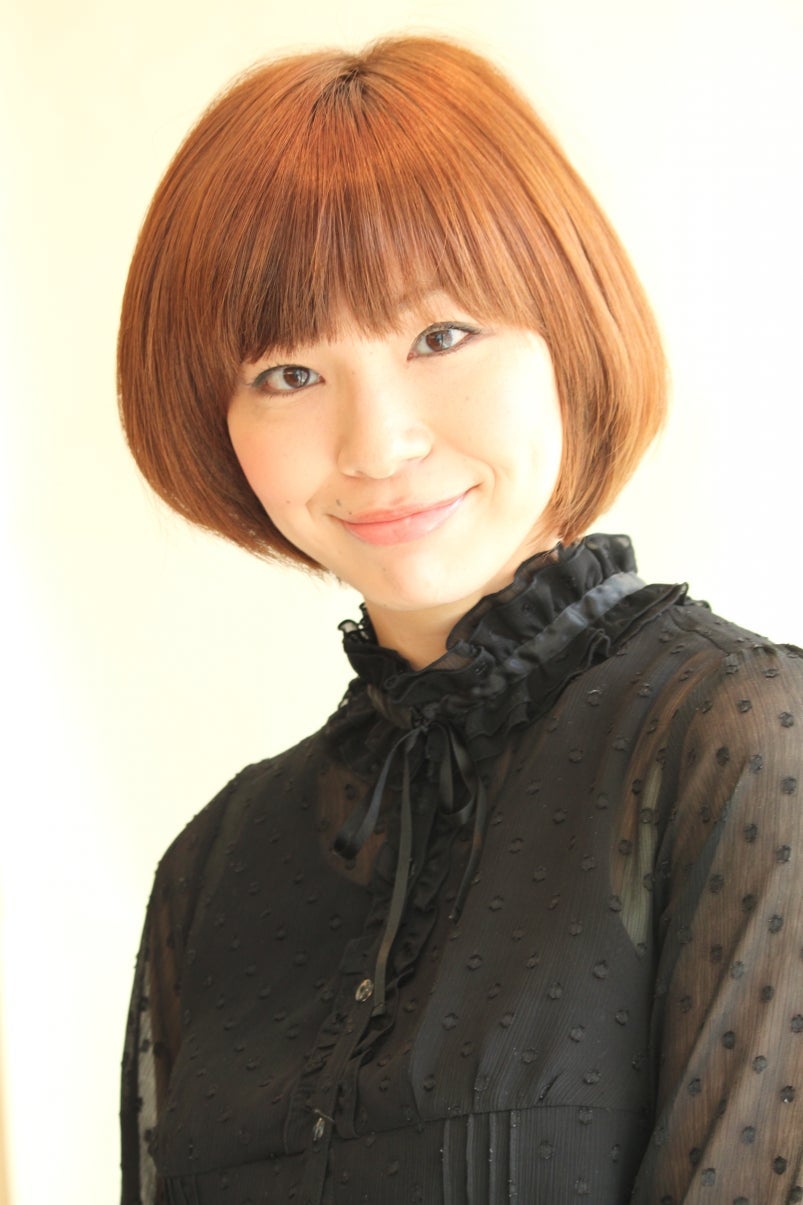 base hairの髪色を楽しむカット＋カラーの写真